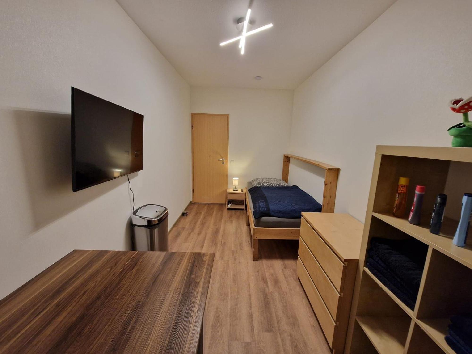 Einzelzimmer In Ruhiger Lage --- Check-In Mit Schluesselkasten Meppen Dış mekan fotoğraf